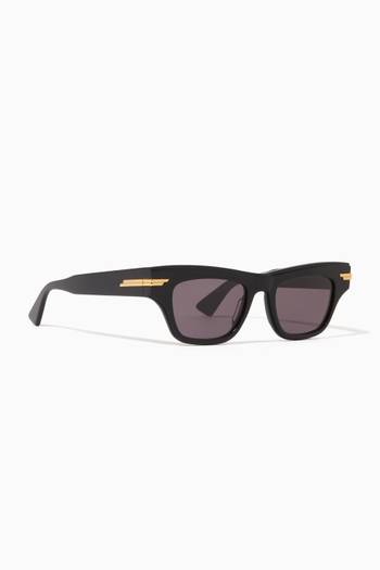 hover state of Wing Square Shape Sunglasses    
