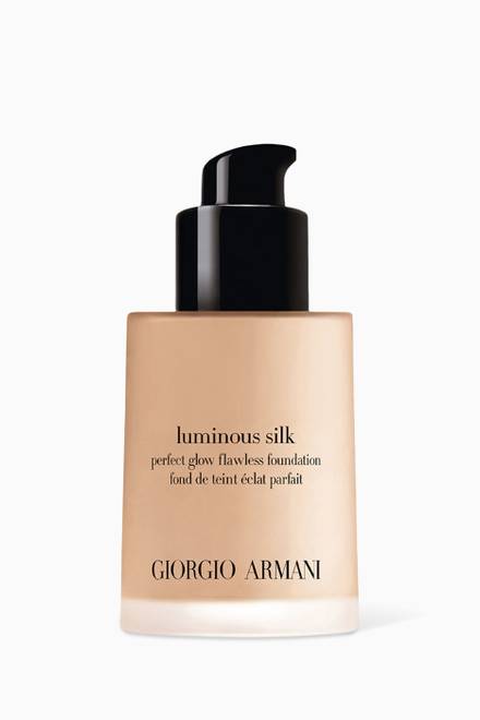 hover state of Luminous Silk Foundation 3.5, 30ml