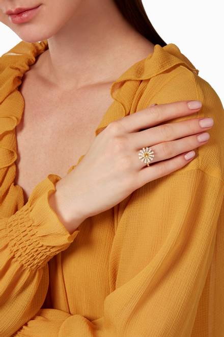 hover state of Margherita Diamond & Citrine Quartz Ring in 18kt Yellow Gold   