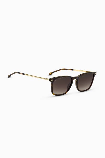 hover state of D-Shape Sunglasses in Acetate and Metal    