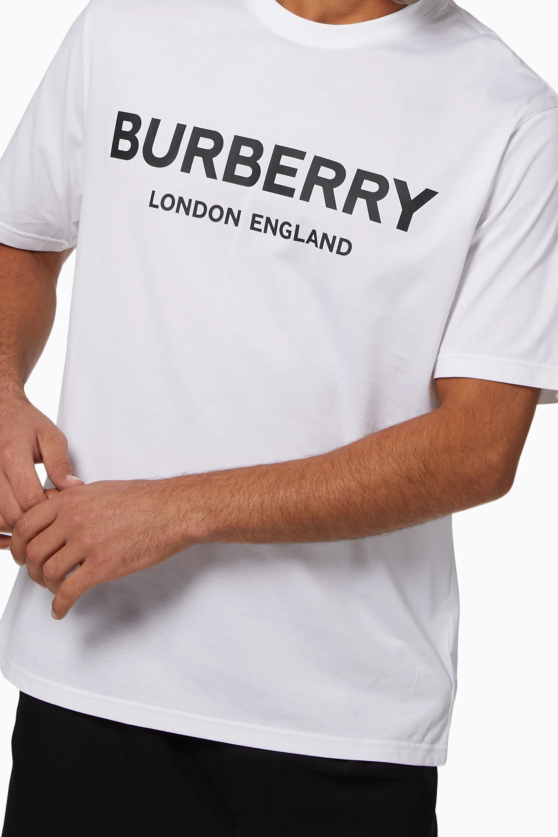 Shop Burberry White Logo Cotton T-Shirt for MEN | Ounass Saudi Arabia
